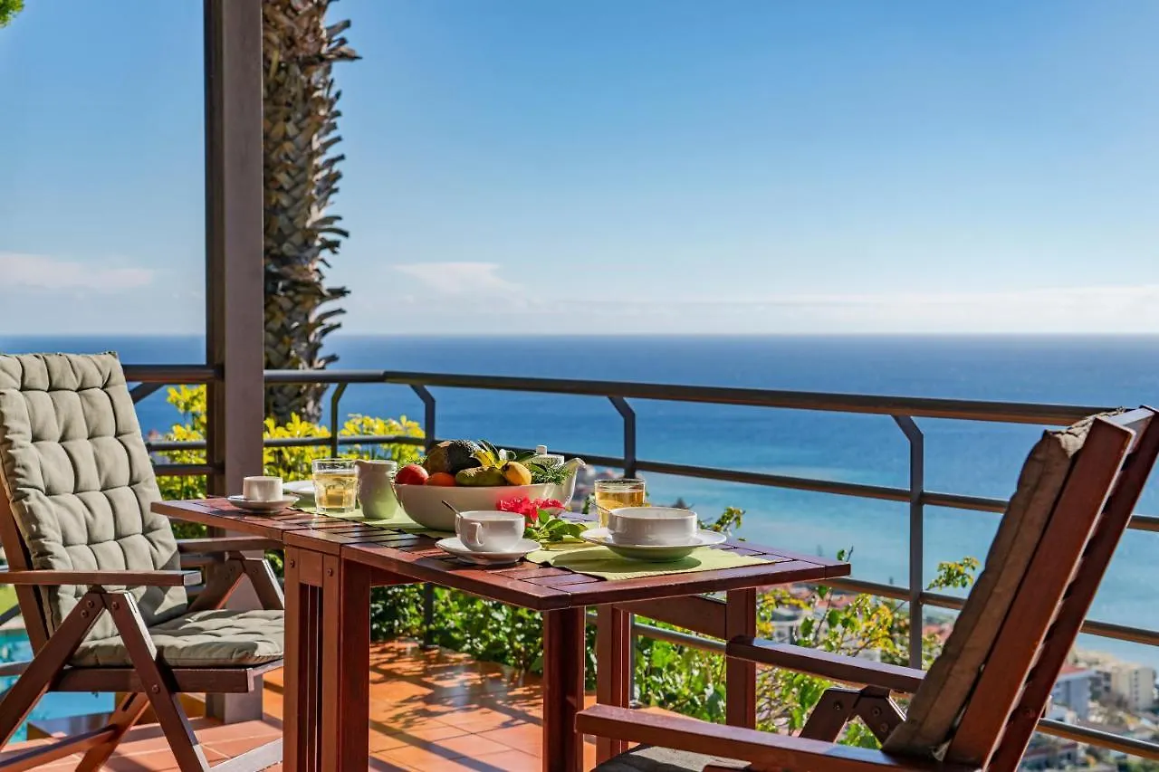 Casa Do Papagaio Verde Funchal  Guest house